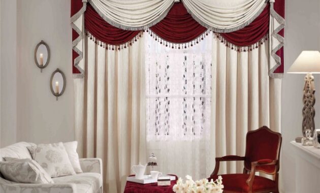 How to Decorate Curtains for a Living Room