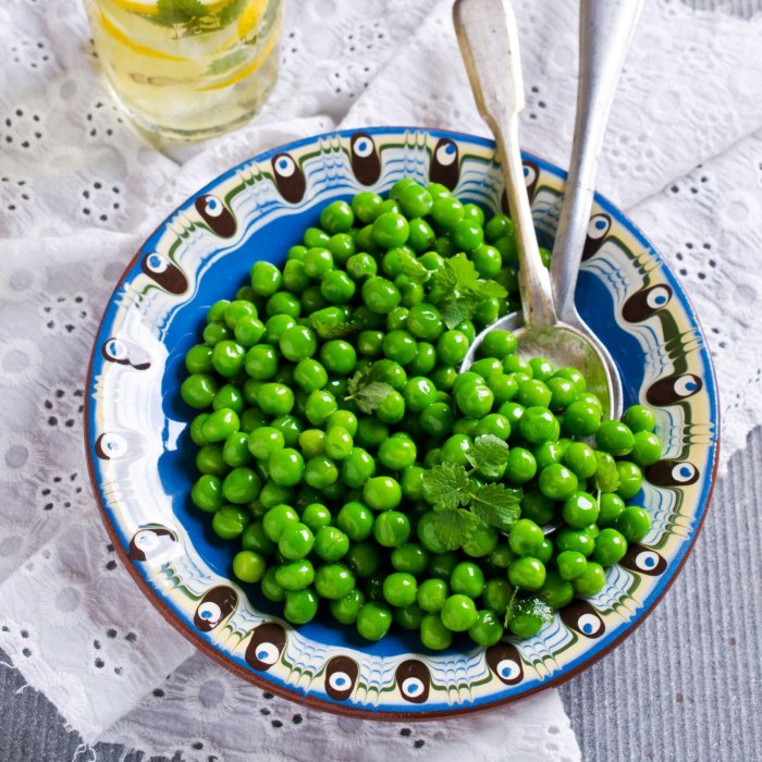 How to cook green peas indian style